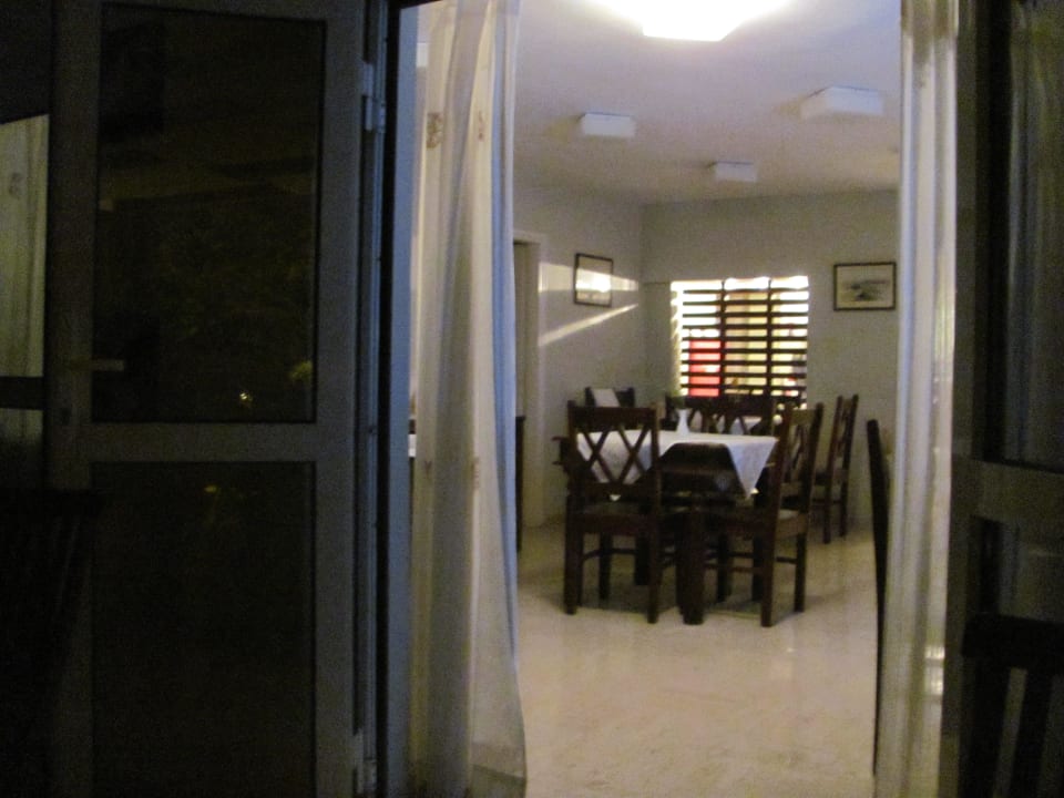 Von aussen in den Frühstücksraum Hotel Vassiliki Bay