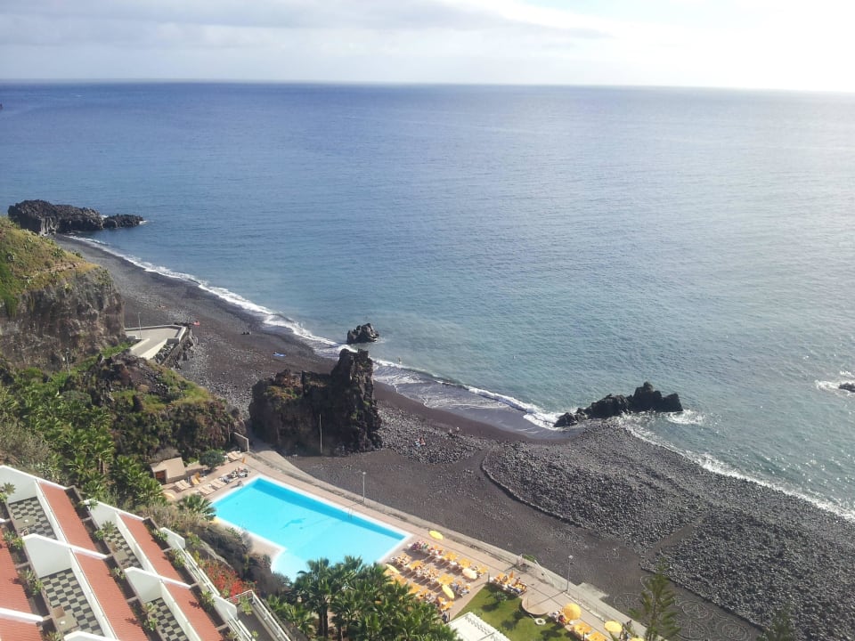 Pool von oben Hotel Orca Praia