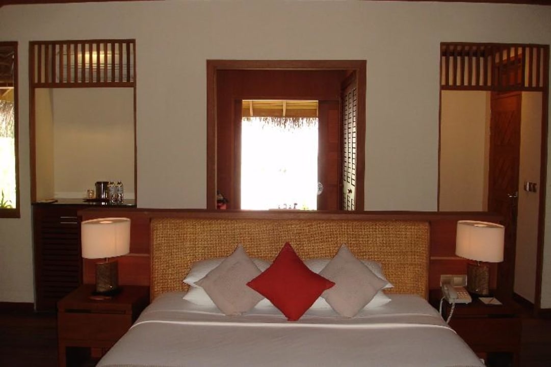 Deluxe-Villa Baros Maldives Resort