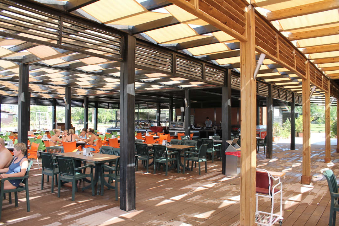 Beach Bar Hane Family Resort