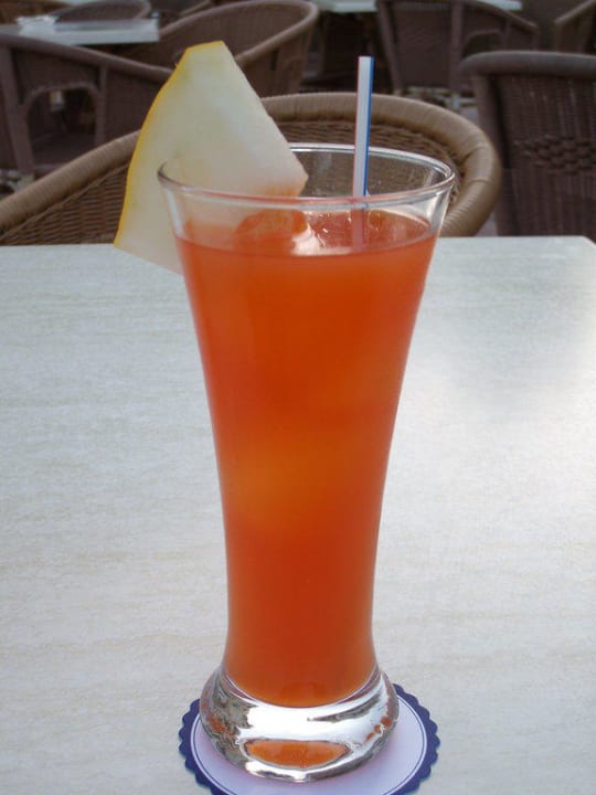 Lecker-Tequila Sunrise allsun App.-Hotel Orient Beach