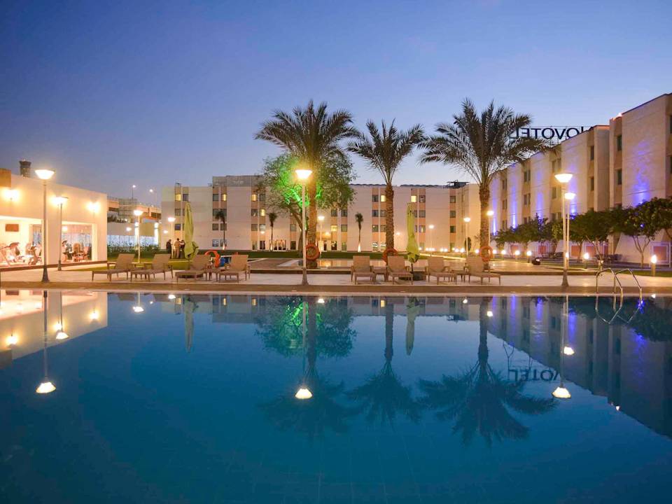 Pool Novotel Cairo Airport