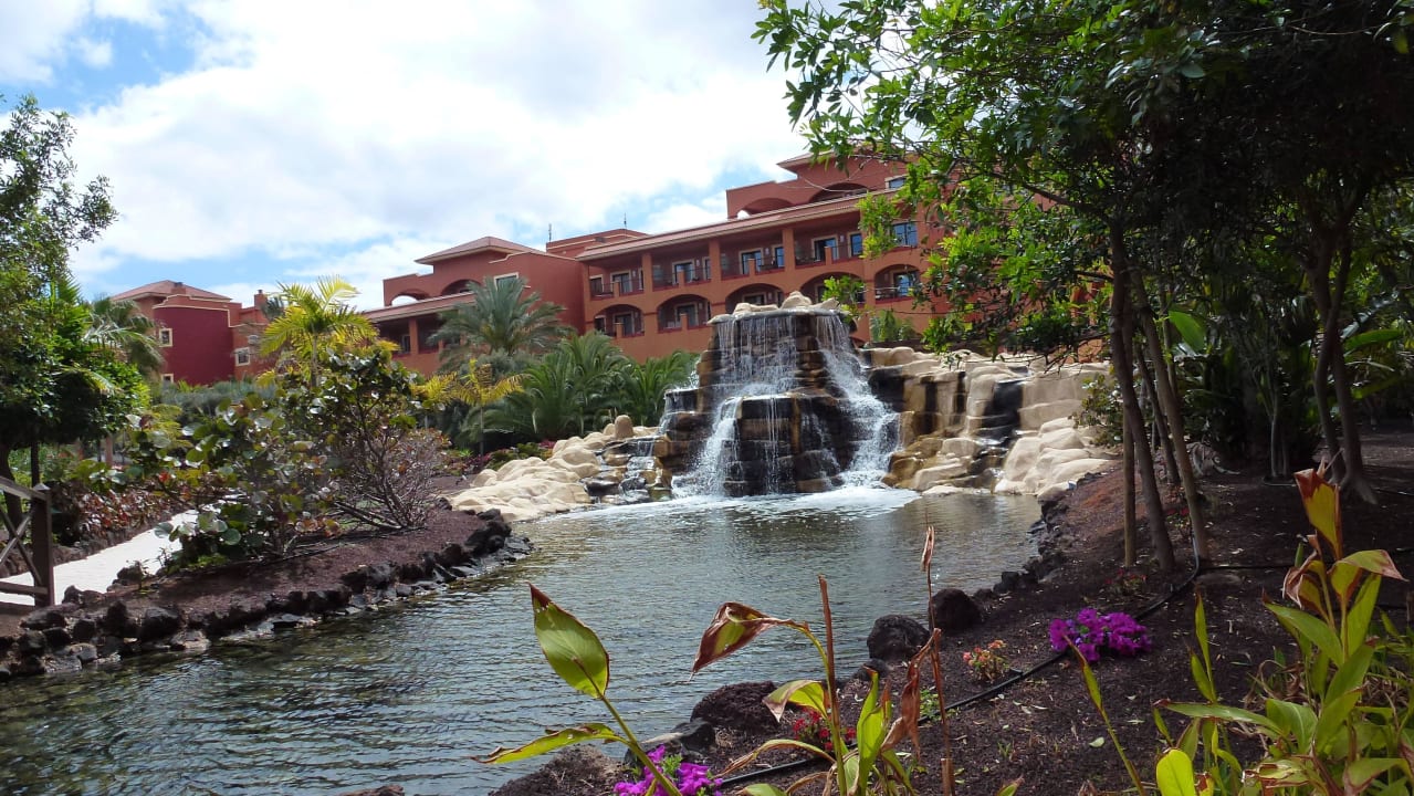 Schöne Gartenanlage Sheraton Fuerteventura Golf & Spa Resort