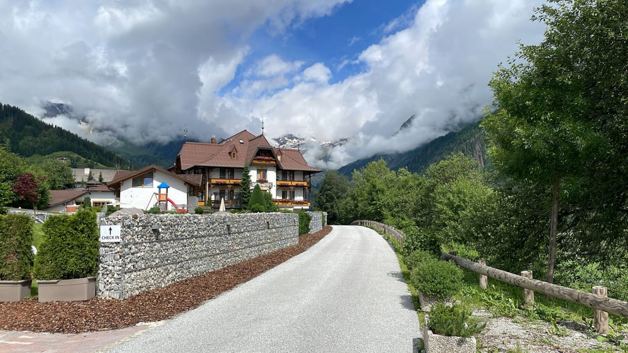 Außenansicht Sonklarhof