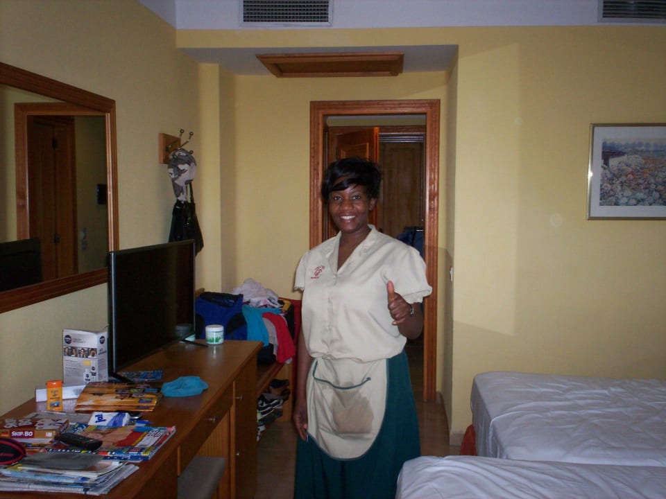 Unsere Putzfrau GF FANABE