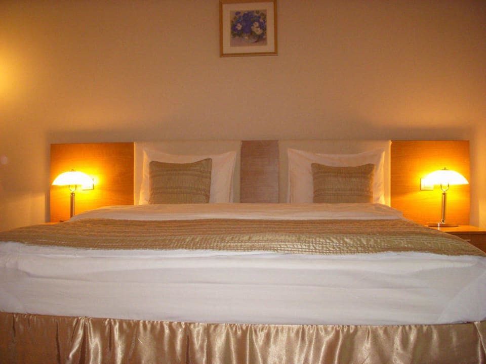 Кровать Hotel Duman