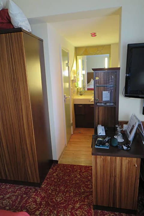 Zimmer-Bad LIFESTYLE Resort Zum Kurfürsten