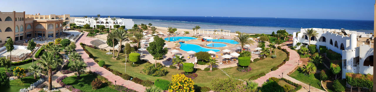 Gartenanlage Three Corners Equinox Beach Resort