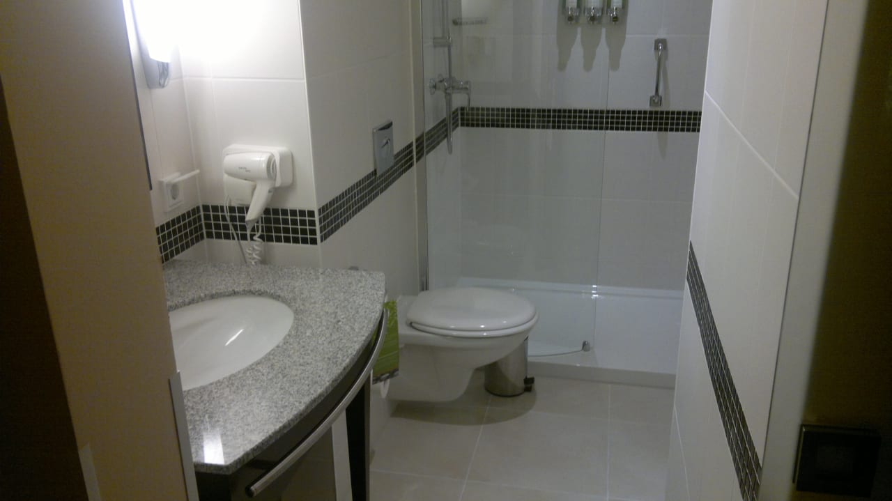 Zimmer Hampton by Hilton Berlin City West