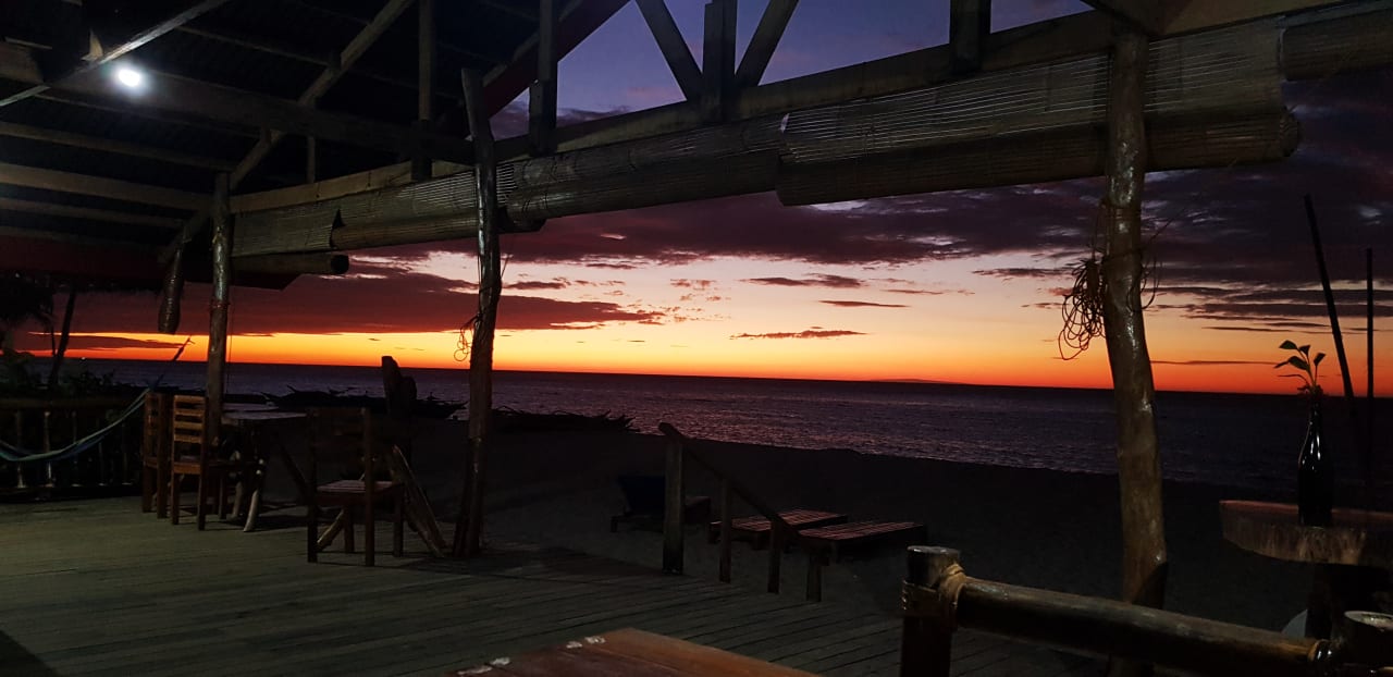 Gastro White Beach Front and Cottages