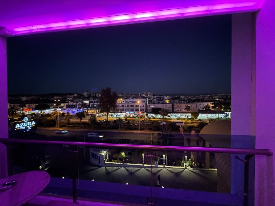 Zimmer Azura Deluxe Resort & Spa Hotel