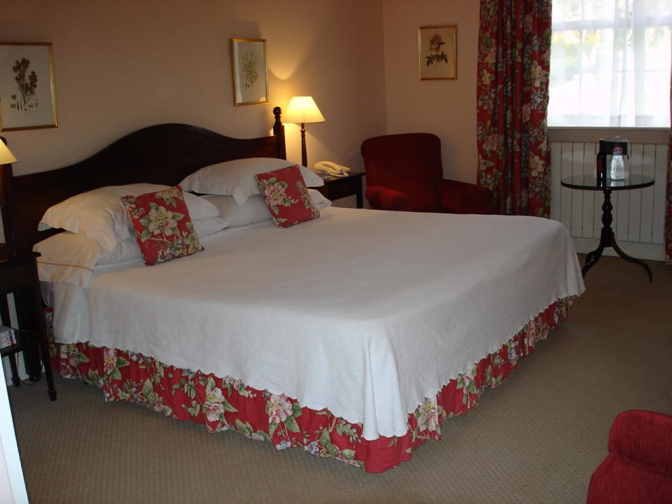 Bett im DZ im Gartenhaus Hotel Casa Velha do Palheiro