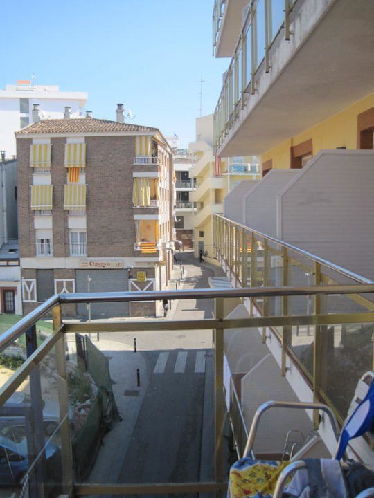 Blick nach rechts vom Balkon aus Cleopatra Spa Hotel