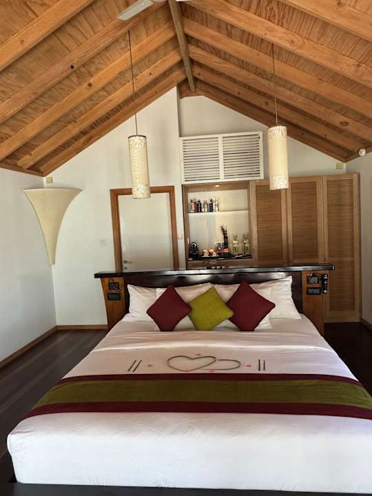 Zimmer Kuredu Island Resort & Spa