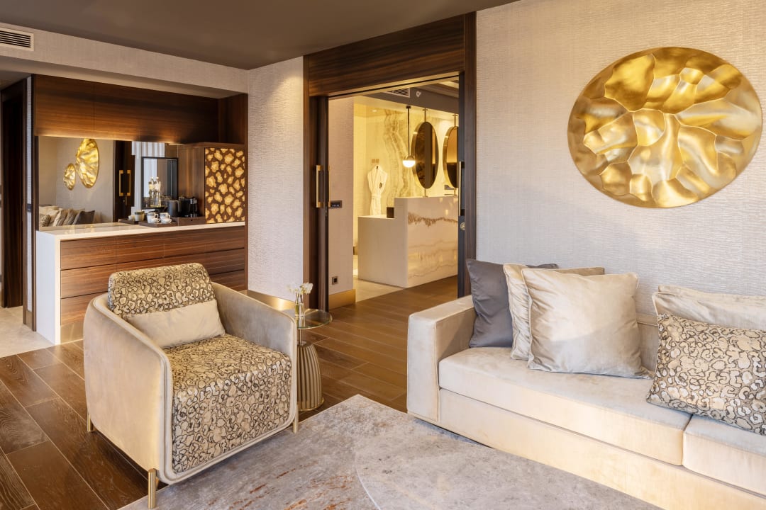 Zimmer Merit Starlit Hotel & Residences