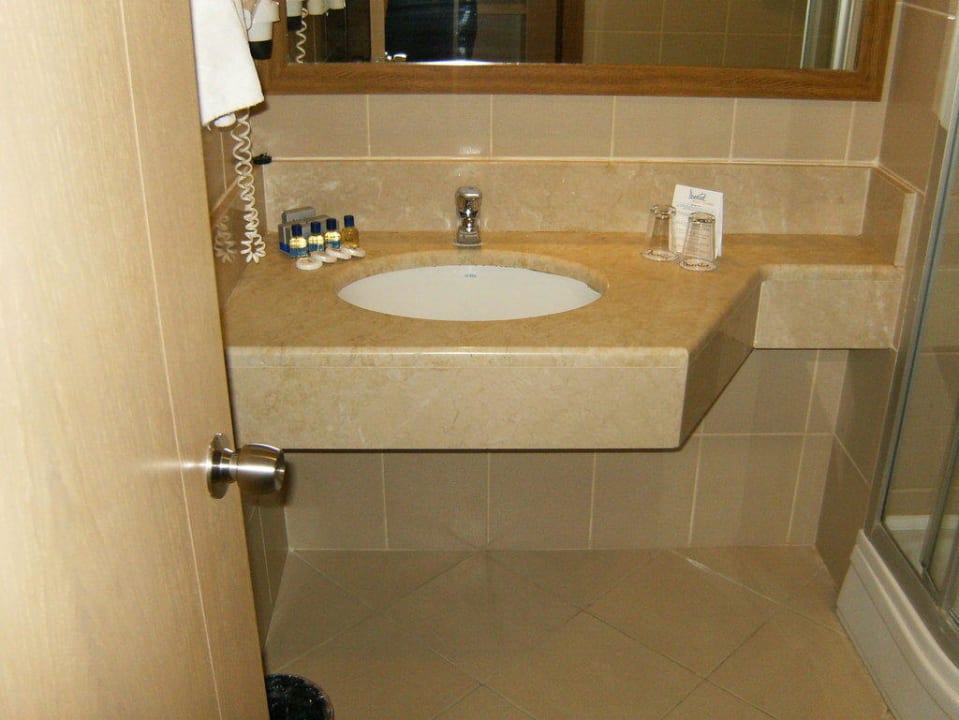 Bad TUI BLUE Palm Garden