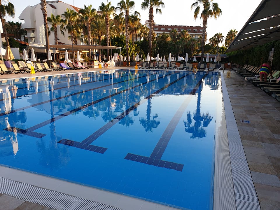 Pool Hane Family Resort