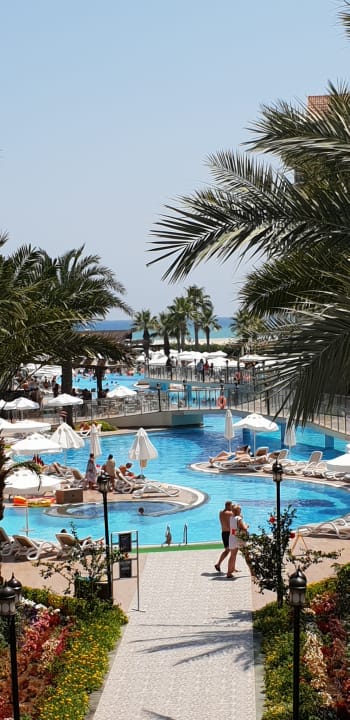 Außenansicht Kirman Belazur Resort & Spa