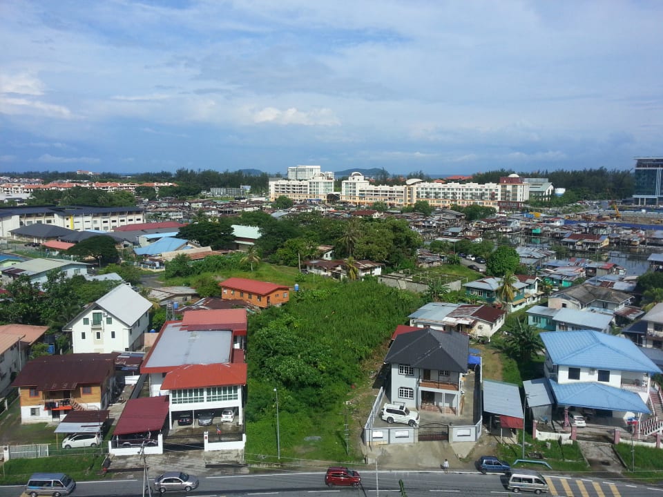 Locals TH Hotel Kota Kinabalu
