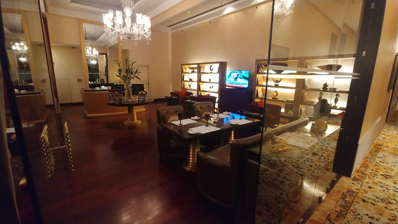 Lobby Radisson Blu Hotel Noida