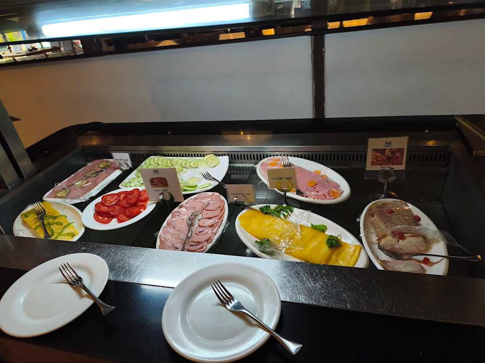 Gastro Bahari Beach Hotel