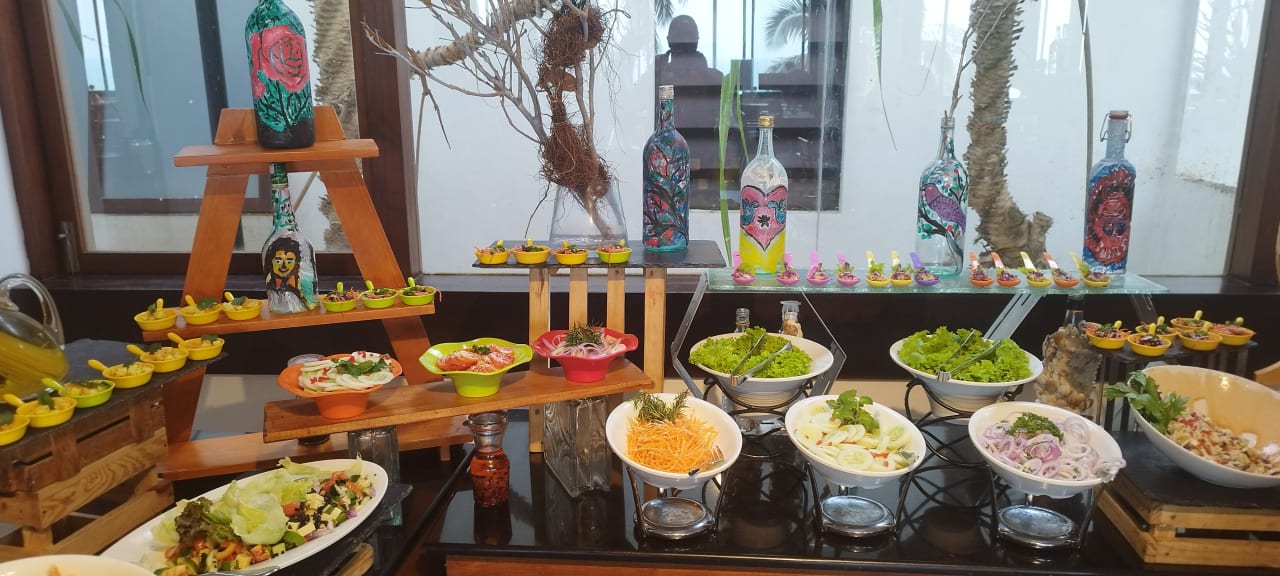 Gastro Pandanus Beach Resort & Spa