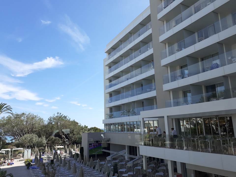 Außenansicht Hipotels Bahía Cala Millor