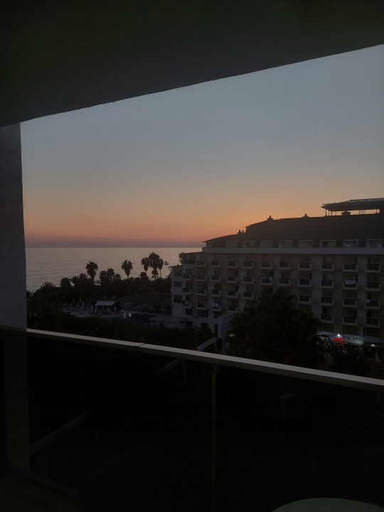 Ausblick Hotel Royal Garden Beach