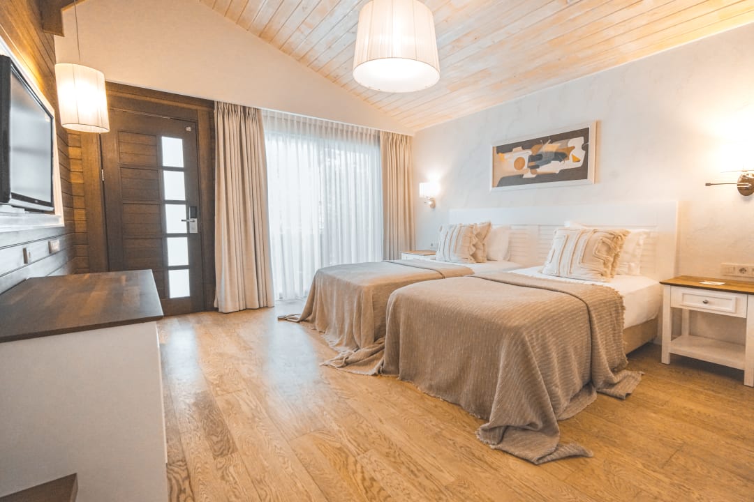 Zimmer Kimera Lounge