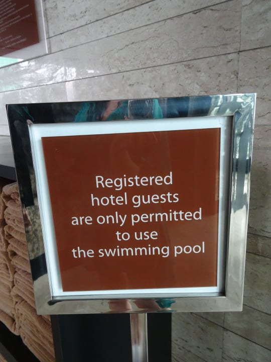 Pool Eastin Grand Hotel Sathorn