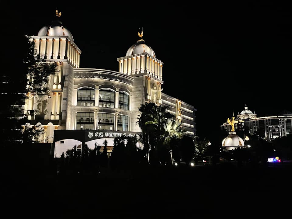 Außenansicht Oz Hotels Sui Resort