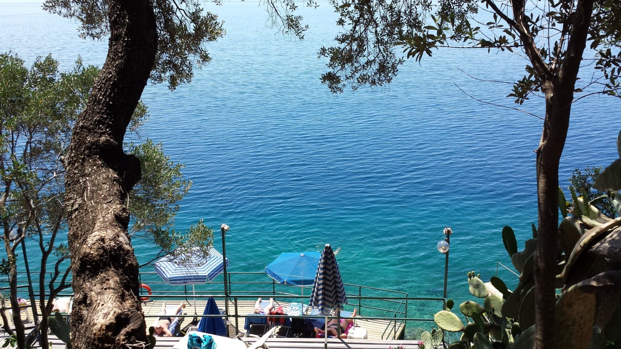 Waterfront Nautilus Barbati