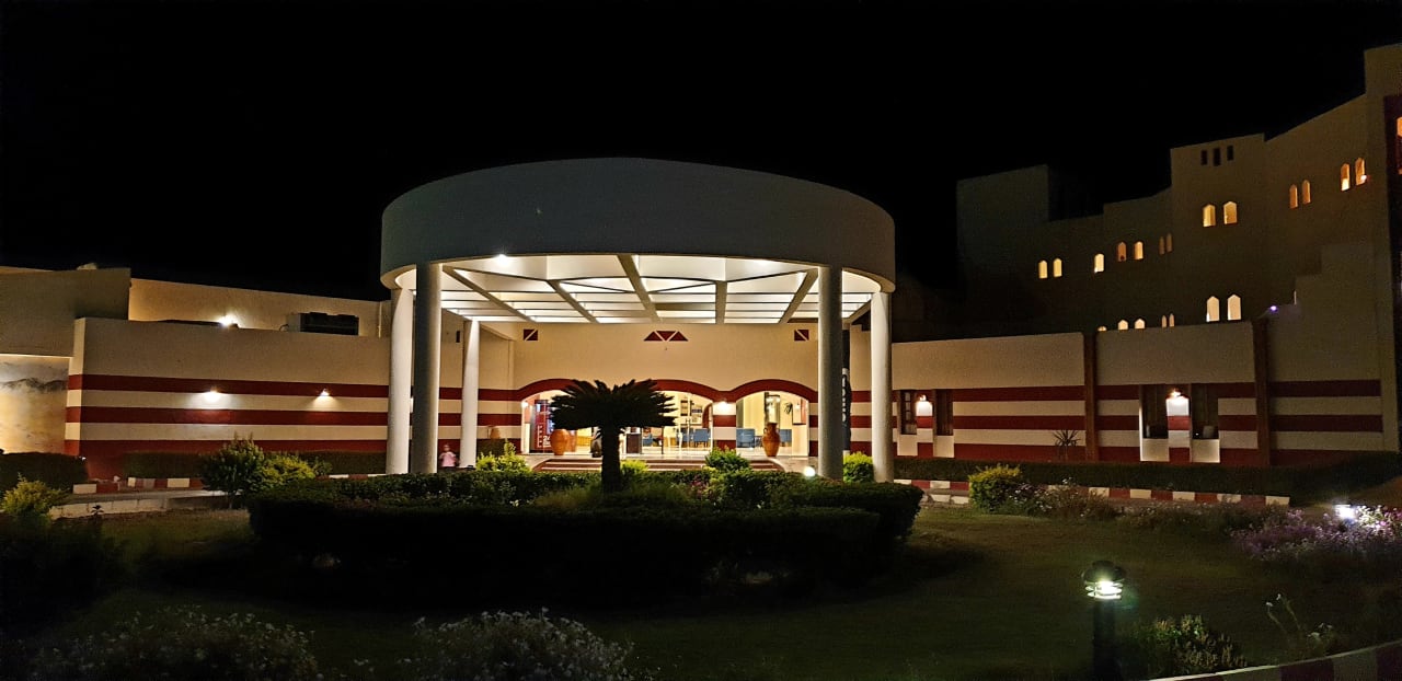 Außenansicht Bliss Nada Beach Resort