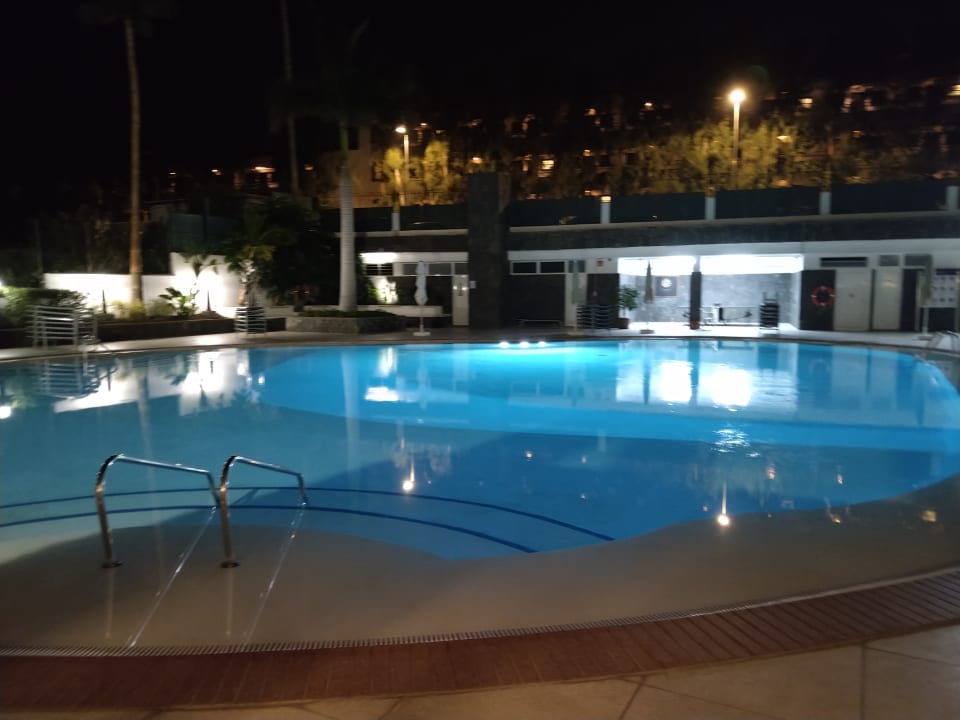 Pool allsun Hotel Lucana