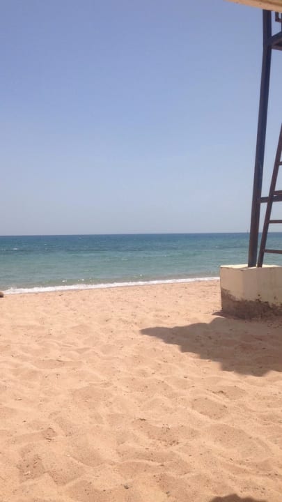 Strand Menaville Safaga