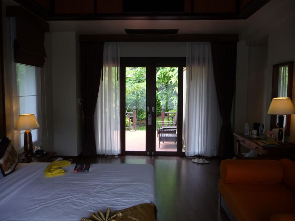 Blick zur Terrasse The Fair House Beach Resort