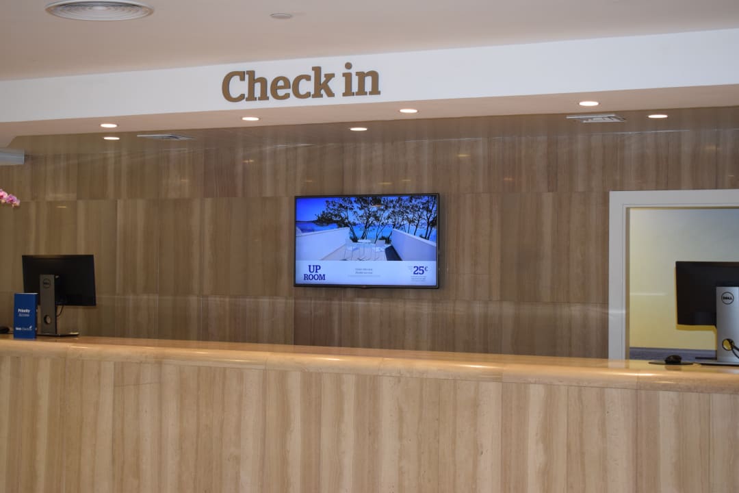 Lobby Iberostar Waves Playa de Muro