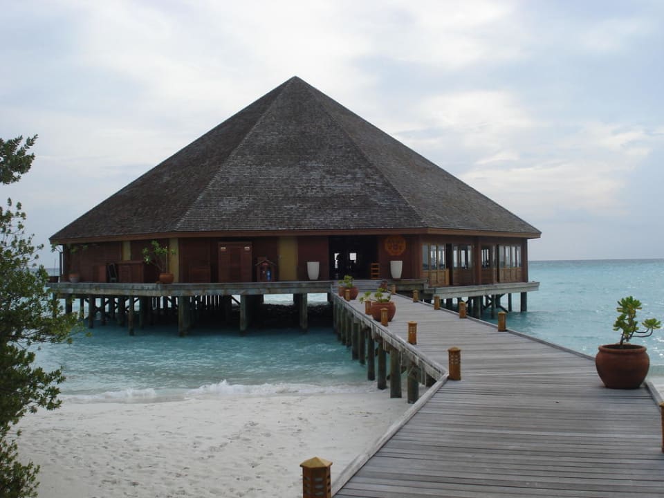 Asian Wok Restaurant Meeru Maldives Resort Island