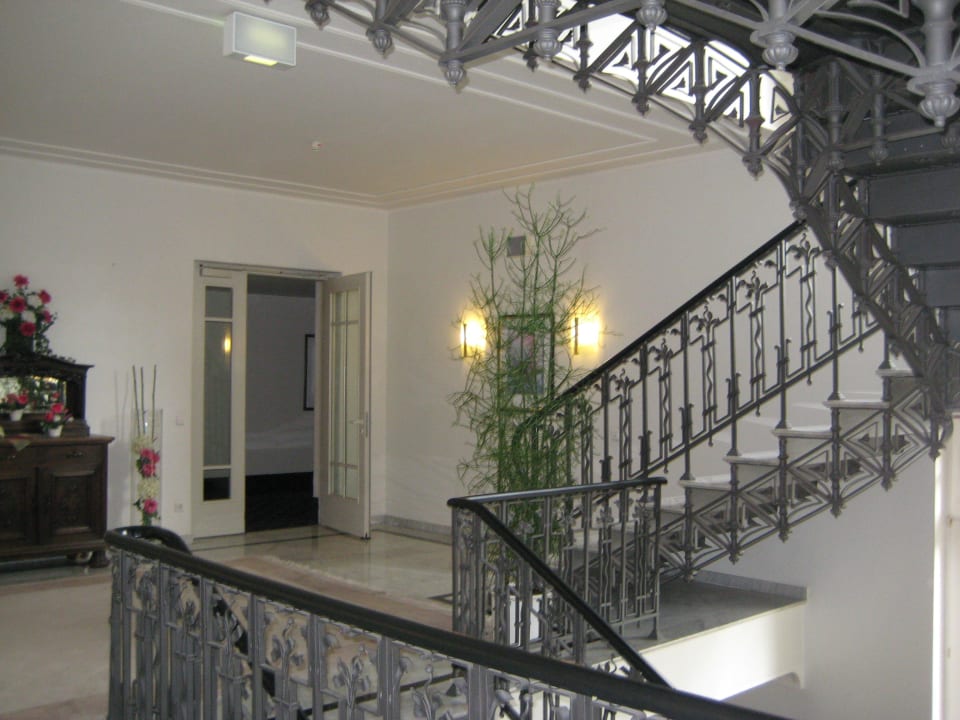 Hotelflur Göbel's Hotel Quellenhof