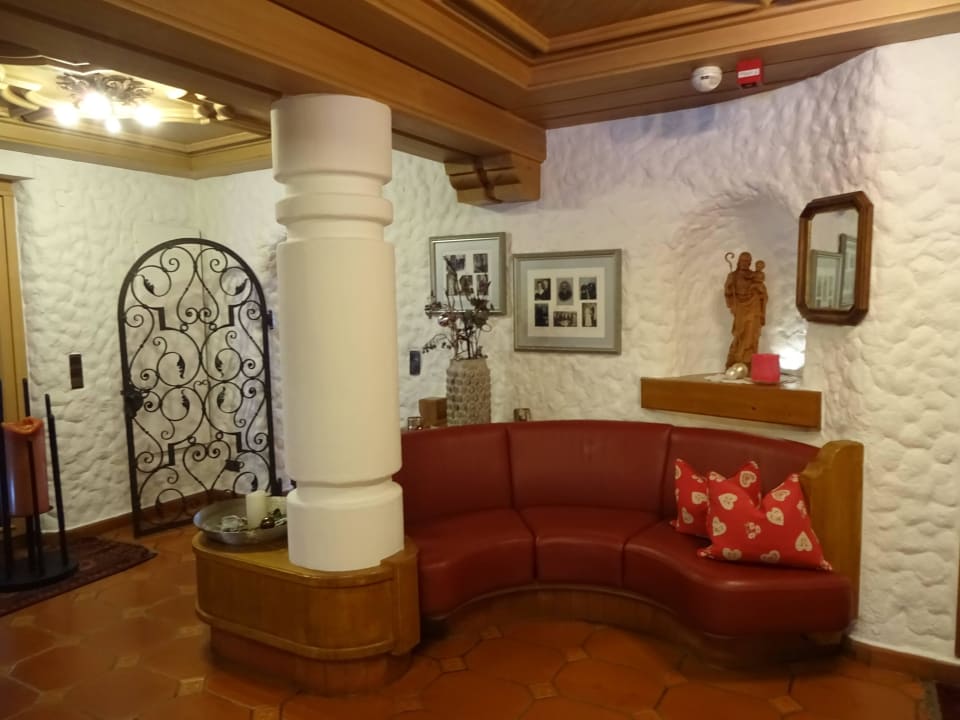 Vorraum Restaurant Ski- und Wanderhotel Jägeralpe