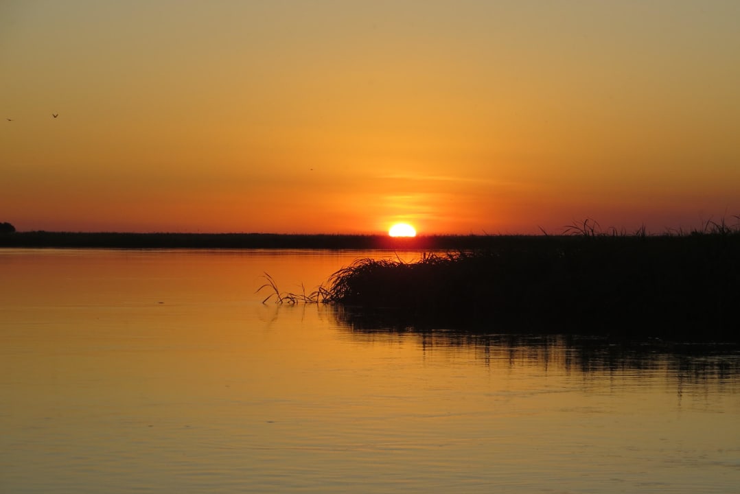 Sonnenuntergang Hotel Impalila Island Lodge