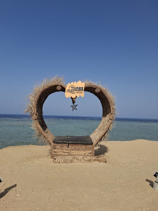 Gartenanlage Three Corners Happy Life Beach Resort