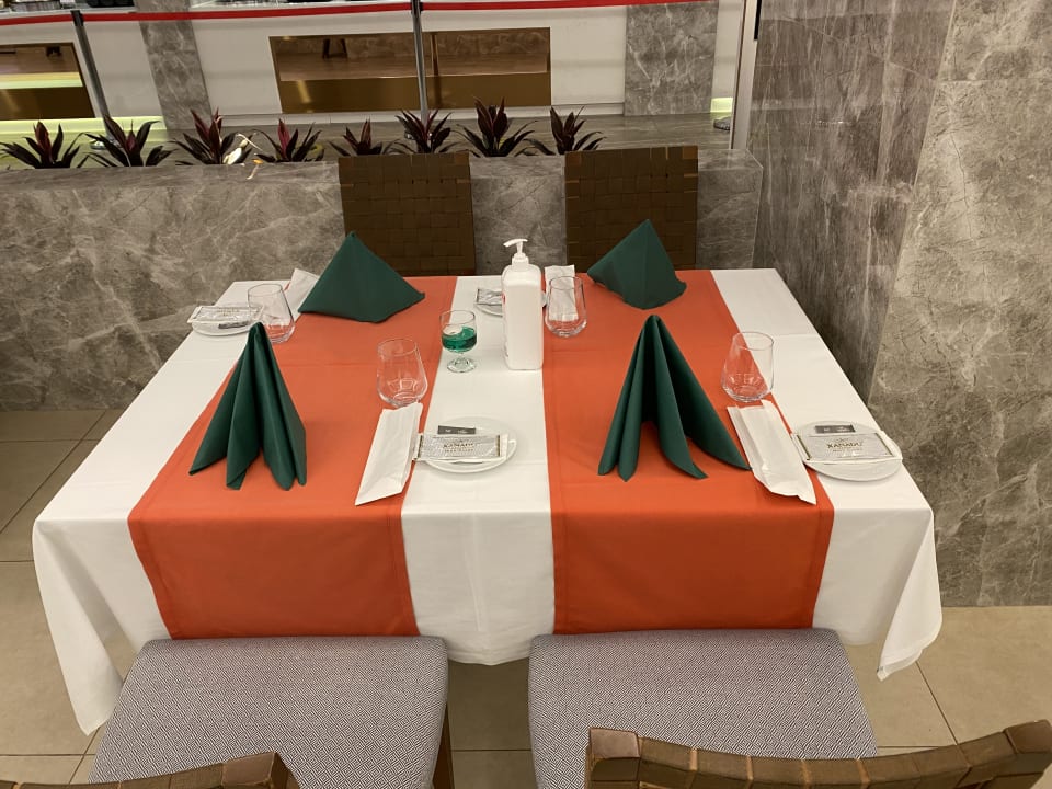 Gastro Xanadu Resort Hotel