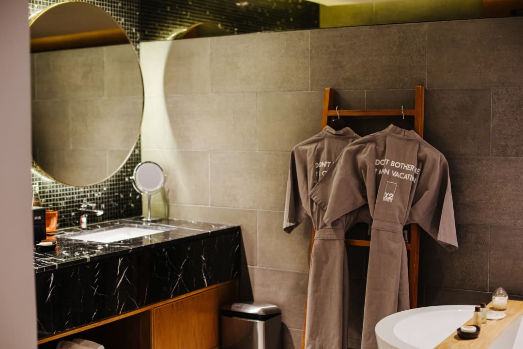 Zimmer Cross Chiang Mai Riverside