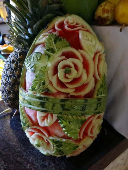 Schnitzkunst Hotel Southern Palms Beach Resort