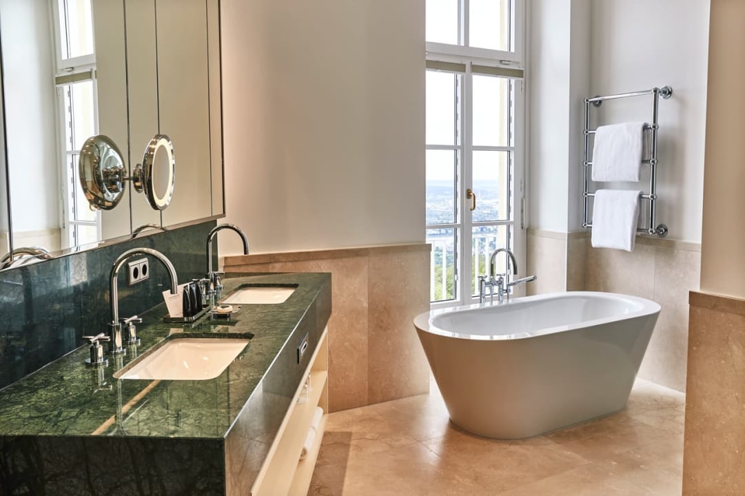 Zimmer Steigenberger Icon Grandhotel Petersberg