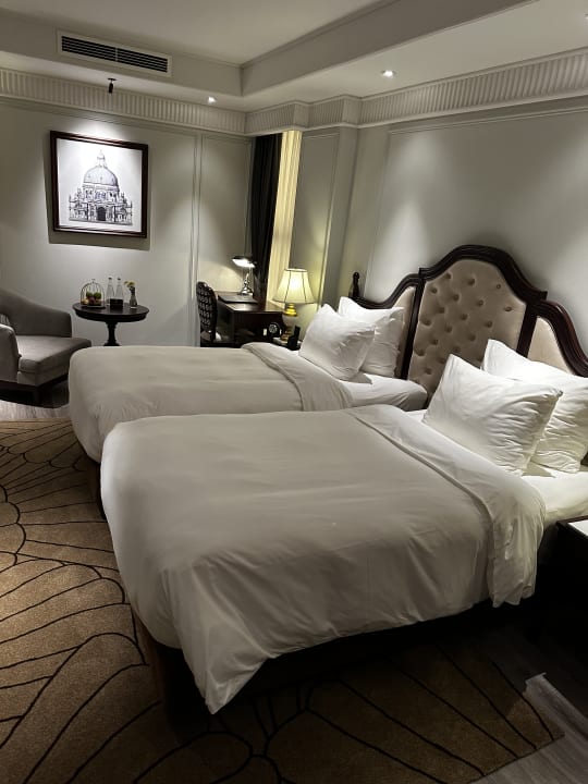 Zimmer GRAND HOTEL du LAC Hanoi