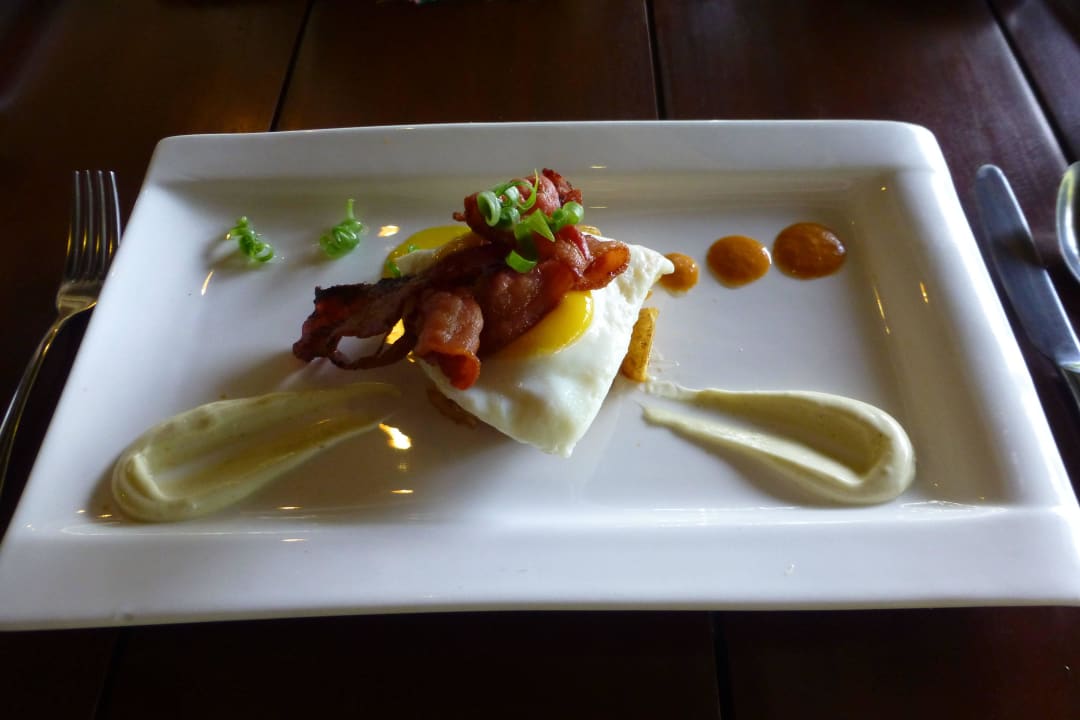 Frühstück Amun Ini Beach Resort & Spa