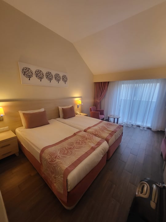 Zimmer Can Garden Resort