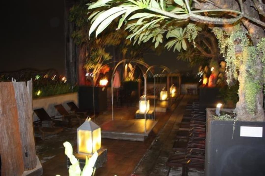 Liegebereich Pool mit Bar Siam@Siam Design Hotel Bangkok